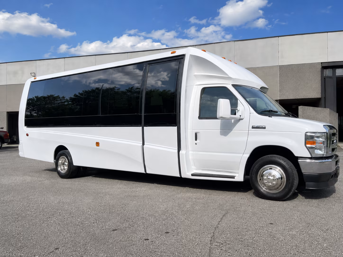 flowermoundcharterbuscompany com is here to make corporate transportation in flower mound simple