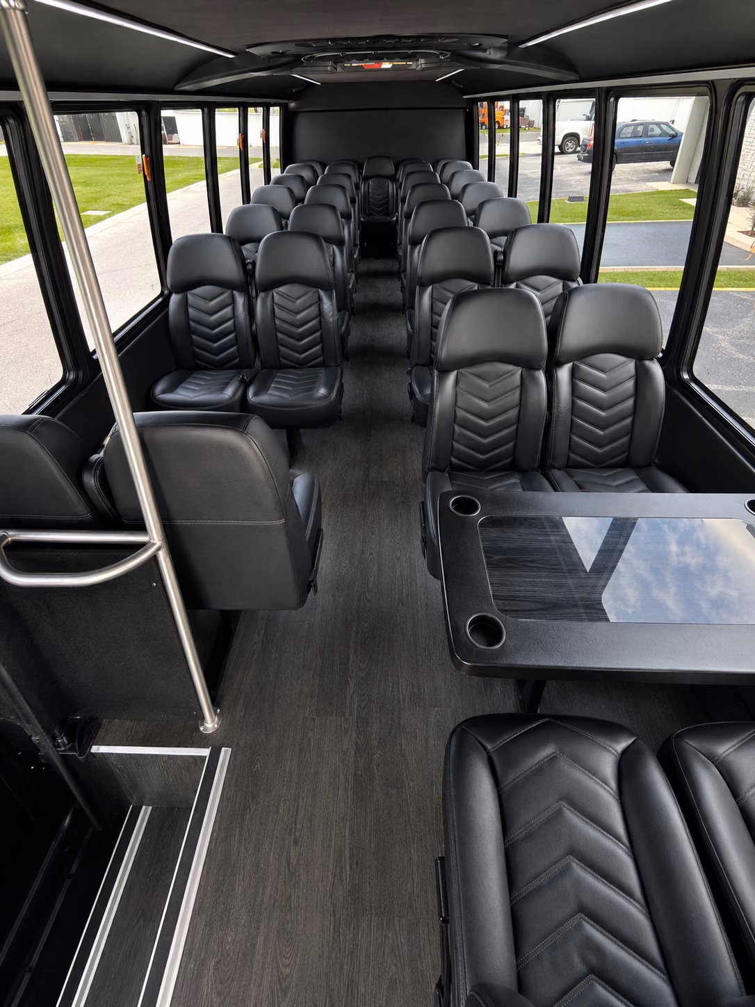 frisco charter bus rentals for airport transfers