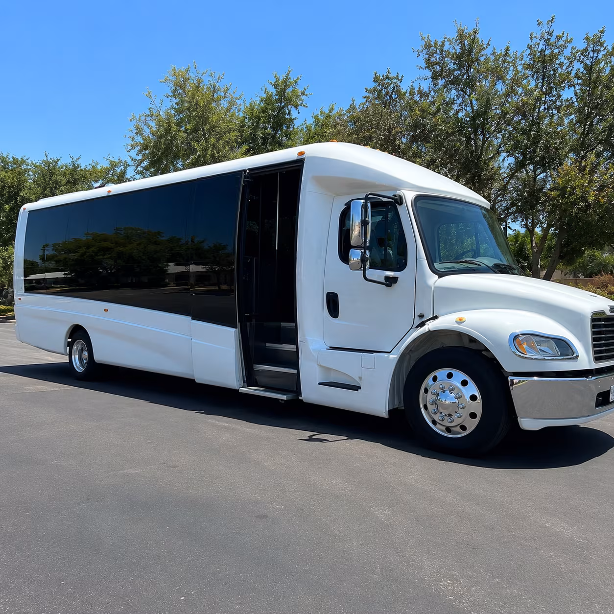 need transportation from dfw or dallas love field for out of town wedding guests