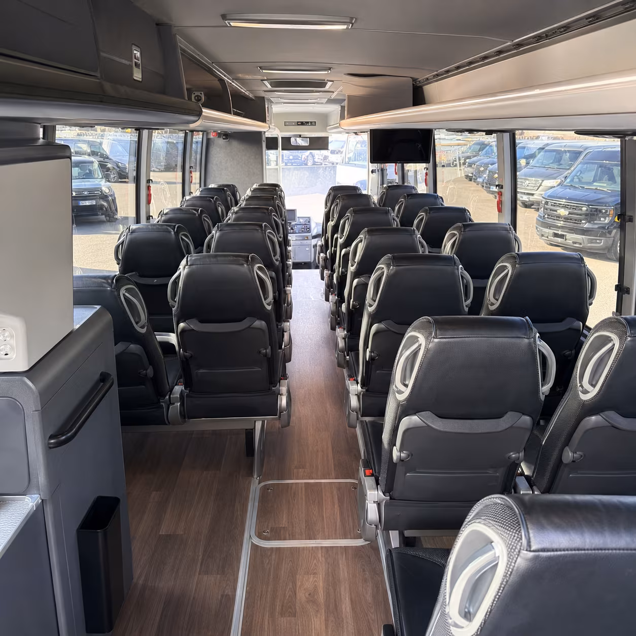 with flowermoundcharterbuscompany com you ll always find the right bus for dfw airport transfers and personnel arrivals